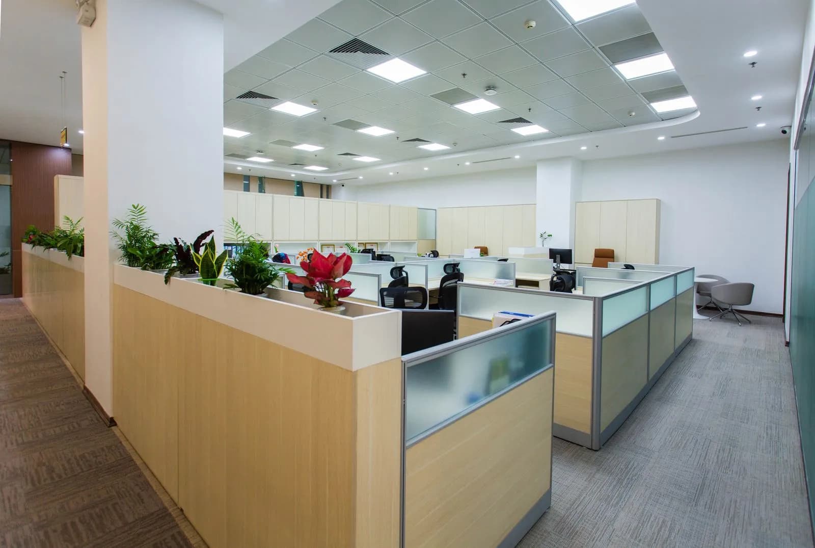 Office Space, Emaar Square
