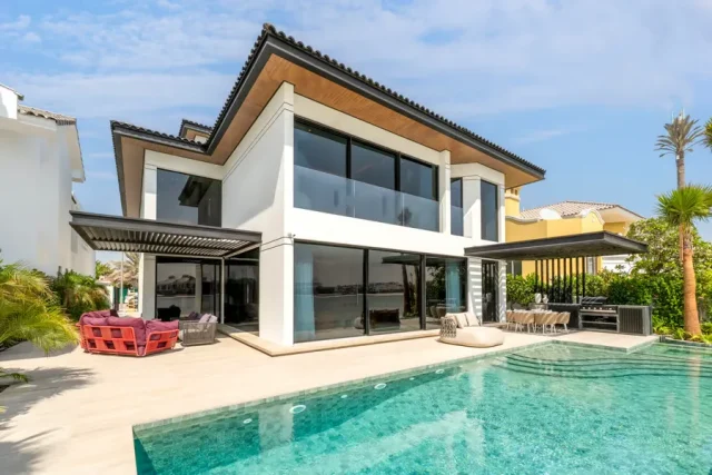 Exclusive Beachfront Villa on the Palm Jumeirah